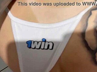 Made the young redhead suck right after arriving from the beach without removing bikini