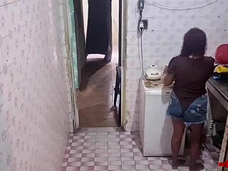 comendo o cu da empregada