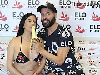 Hey, check out Antonella Blake passing through the spicy room in this Colombian mature casting interview! 🔥📹