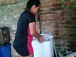 Horny Colombian And USA Lesbians Kissing Riding In Cowgirl