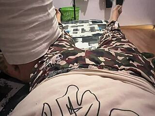 que rica mamada me da jovencita universitaria con su boca húmeda y profunda