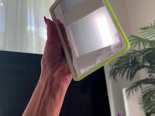 Pov masturbation with big ass bbw using dildo and balloon for first time chubby fun outdoors 😘.