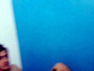 Novinho flakael vlogs showing bia cavala who's the real amateur blowjob pro.