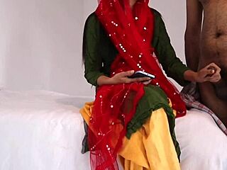 Ho dato ventimila rupie alla moglie araba per scopata hardcore con cazzo grosso