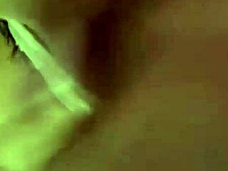 Hé, lekkere solo sessie met mijn toy 's ochtends