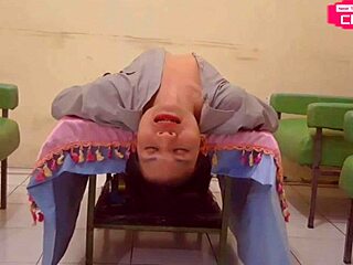 Redo se mig som kåt docka med banan och fingrande i Kalifornien