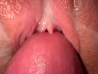 Stepsister's tight creamy pussy got fucked hard in a quickie.