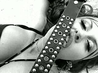 pornstar savana does striptease twerking getting horny in empty canadian french croatian setting