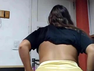 argentinian culona performs twerk moves in a lively dance routine showcasing rhythm and style