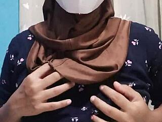 Hey beautiful hijab student, why masturbate with dildo when house is empty?