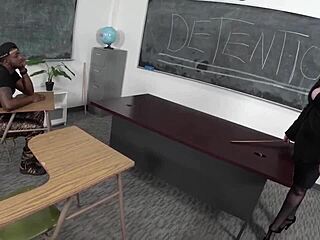 Rome Major le da creampie a la gordita Andi Ray que adora pollas negras grandes