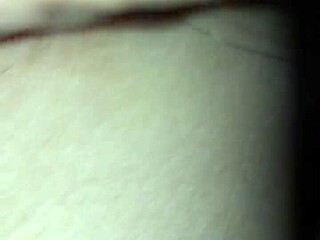 Ey, mira este clip voyeur de chichonas en plena acción