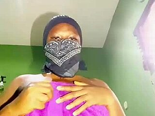 Horny Young Amateur Decides To Finger Her Tight Pussy In Homemade First Time Scene