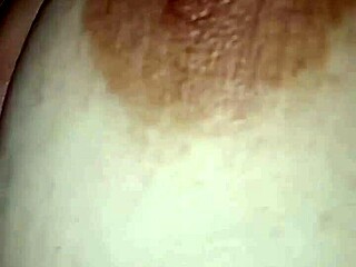 Hey, ever seen milk squirting from milf's balloon tits like this?