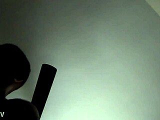 De perrito se cojen a esta nalgona dice ay si with teasing intensity