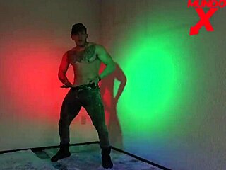 Will This Special Striptease and Creampie Cumshot Cheer Up Her Best Friend After Breaking Up with Boyfriend?