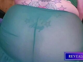 I love showing my curvy babe ass with dildo riding and fingering for wet orgasm.