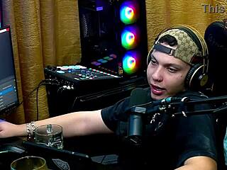 Mari Ávila Shows Glamour Body Sparking Ruan's Lust in Fiery Podcast!