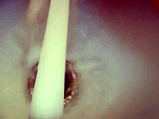 黒髪美女グレタラが筋肉質マン唇弄り詳細シーン