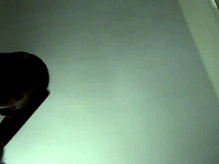 De perrito se cojen a esta nalgona dice ay si with teasing intensity