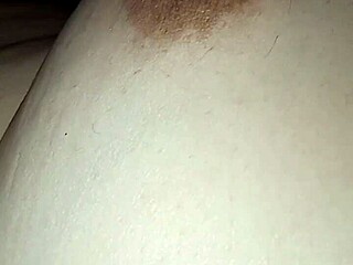 Hey, ever seen milk squirting from milf's balloon tits like this?