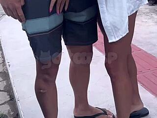 Casada Safada Flashing and Fucking Big Cock Lover in Street and Car While Cuckold Films