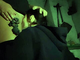 hey, my girlfriend licks my pussy while eating grapes, super hot illusion