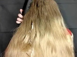 Cumshot on Stepmom's Long Hair and She Loved It