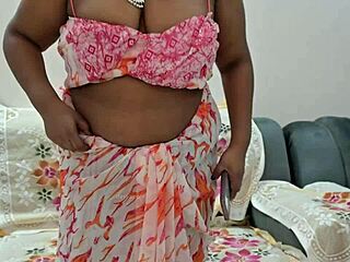 Desi bhabhi suma boldly seduces using her massive tits