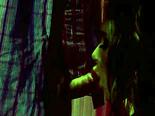 Gemma Massey fickt Arzt im Krankenhaus nach Titten-OP, er zerreißt Dessous für Doggy und Cowgirl