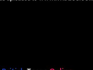 18-jährige Emo-Studentin bläst Lehrer in tabuem Blowjob