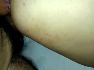 Vid shows casual ass display from 20161102 in everyday setting.