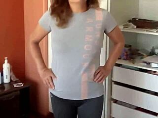 أحب أشوف نفسي أقوم أزبار أصحاب جوزي الكوكولد