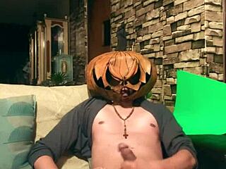 happy halloween pumpkin king big cock vergon corneador asks offering from loyal followers