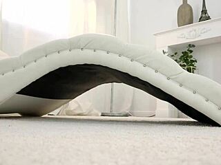 Slim Blonde Babe Eva Murkovski Feels Overwhelmed Passion as Willy Regal Analizes Her Narrow Ass with Cumshot Facial