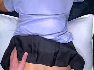 สาวนักเรียนไทยน่ารัก 18+ ชุดนักเรียนโดนฝรั่งเย็ด POV ครีมปี้บุ๊กหน้าหนักๆ ยังไง?