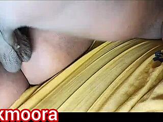 Hé check wilde behind the scenes met kale kut missionaris en cumshot 😏