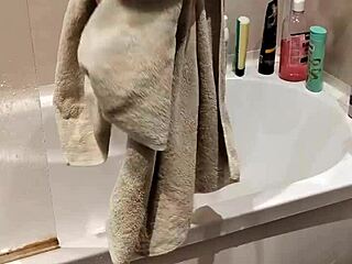 My step sister let me watch her shower, does she love being watched as voyeurs dream to fuck?