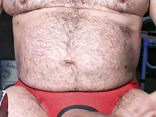 i love showing off my curvy body and big cock as ezsosa in bedroom solo flashing update