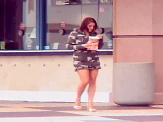 Savannah Stern Gets a Huge Black Cock Up Her Hole