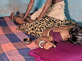 desi sexy wife gets a quick pussy fuck in full sex video after messaging