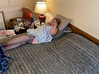 Granny Black Widow in Cosplay Gives Skillful Deepthroat Blowjob with Cum Spitting as Avenger