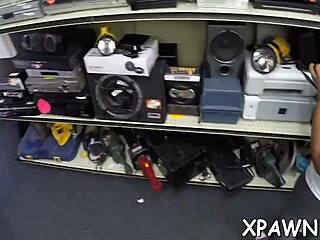 suck it, exhibitionist amateur