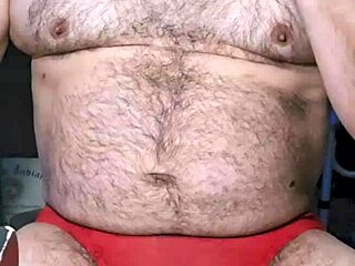 i love showing off my curvy body and big cock as ezsosa in bedroom solo flashing update