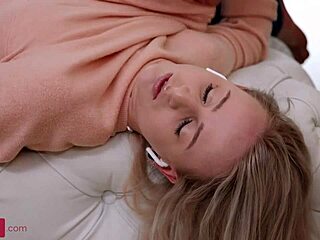 Hanna Rey takes double penetration from two guys on bed raw!