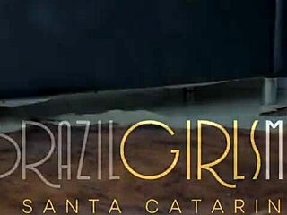 The Sculptural Curvy Body of Brazilian Hottie Natzynha Morena with Big Natural Tits