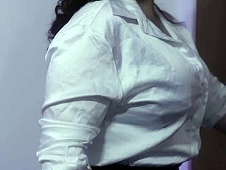 wanna watch her work that fat pussy on my face harder??