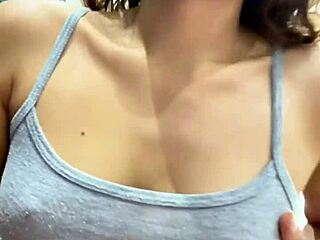 Young Girl Reveals Rich Body in Orgasmic Display