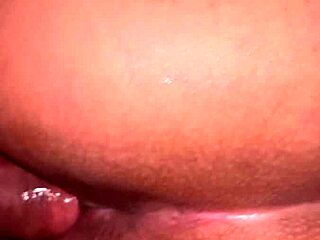 Fodendo Huge Ass of Cute Young Prima in Doggystyle with Gaping Wet Pussy