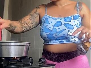 crazy flashing big pussy swollen exhibitionist desperation